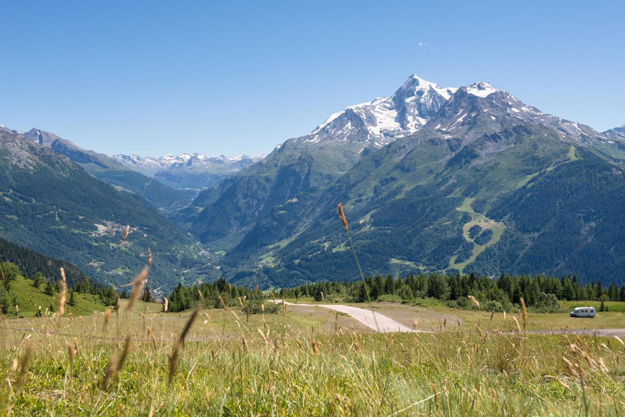 Mgm Hotels & Residences - Hotel Alpen Lodge La Rosiere  Exterior foto